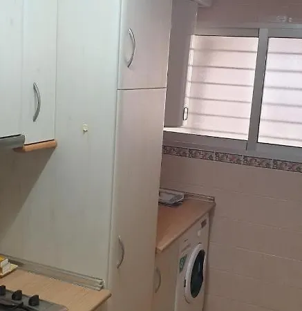 Beautiful With View On The Sea With Aircond. Apartment *